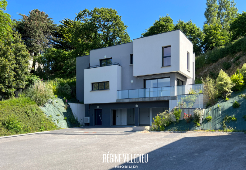 Maison d’architecte avec terrasse