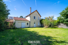 Duo de maisons Carteretaises avec jardin