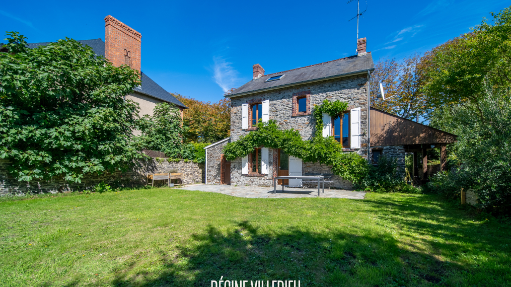 Duo de maisons Carteretaises avec jardin