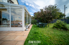 Maison avec véranda et jardin sud au calme