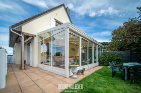 Maison avec véranda et jardin sud au calme