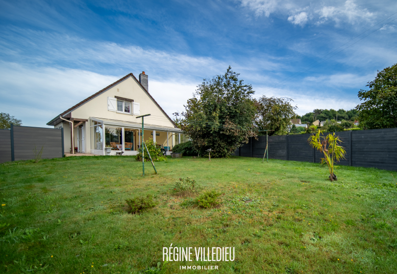 Maison avec véranda et jardin sud au calme