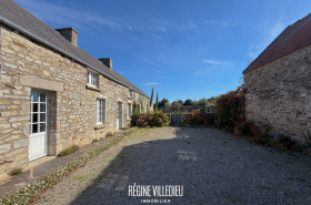 Propriété en pierre avec 1,2ha de terres